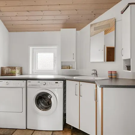 Dom wakacyjny Aderice - 1-6km From The Sea By Interhome